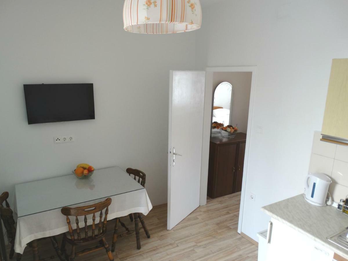Marina Apartments Kaštela エクステリア 写真